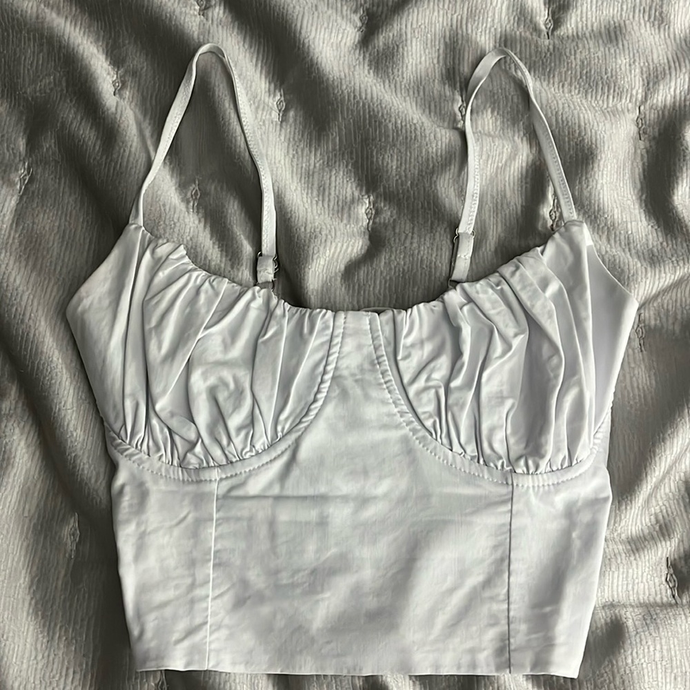 White spaghetti strap crop top